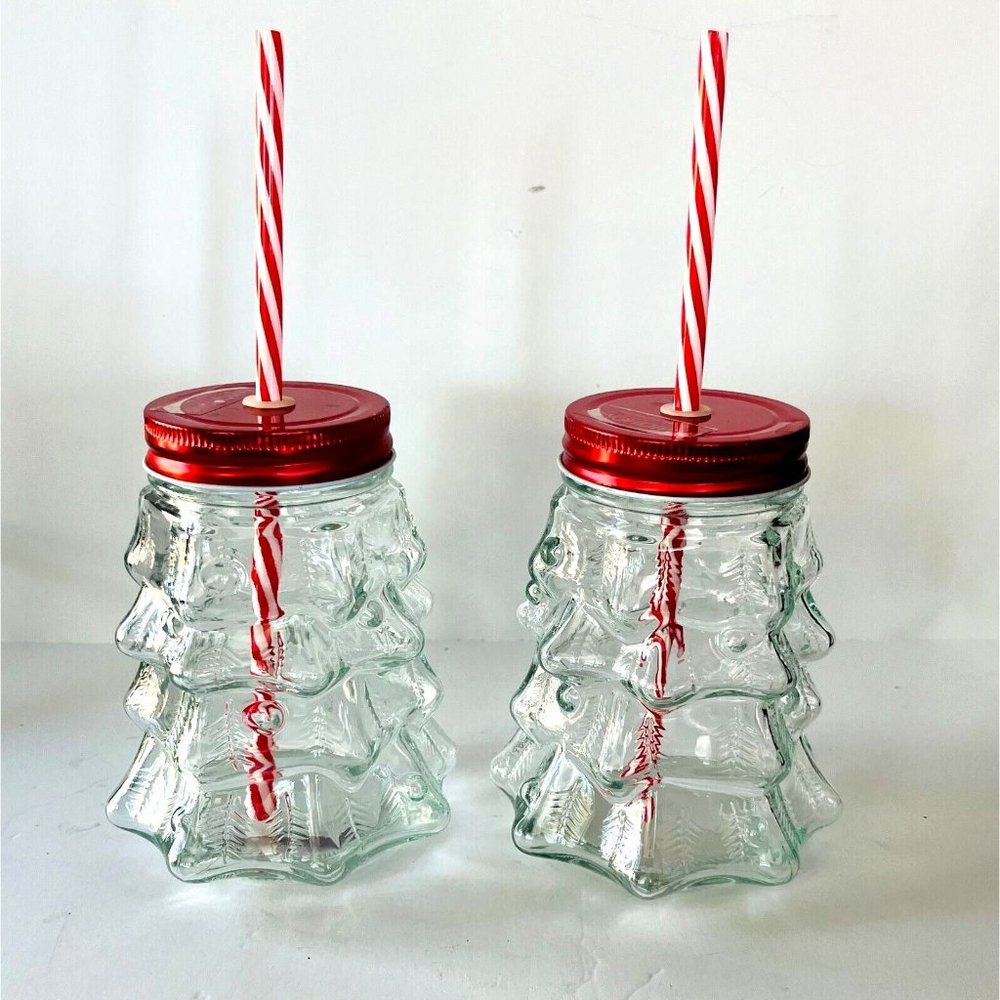 Amici Home Holiday Time 2 Clear Glass Christmas Tree Sipper with Red Lid Straw
